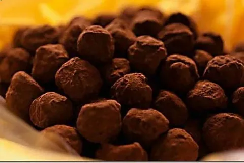 تصویر 1 از خرید ترافل خرمایی شکلاتی + قیمت فروش استثنایی
